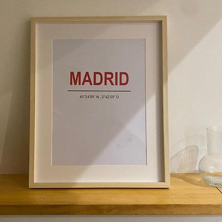 Apartamento En El Casco Antiguo Мадрид Екстериор снимка
